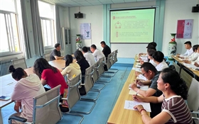 黨委副書記、副校長張開禮到信息技術(shù)學(xué)院為師生講授黨課